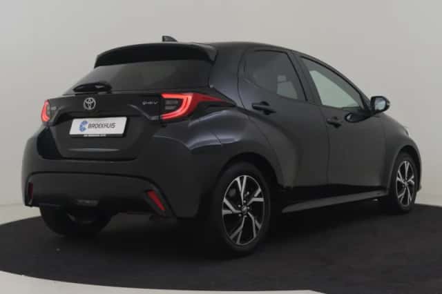 Toyota Yaris (2026) thumbnail 2