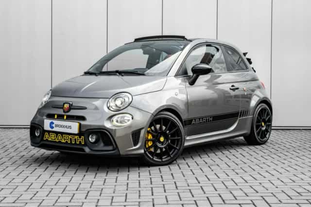 Fiat 500C (2017) thumbnail 1