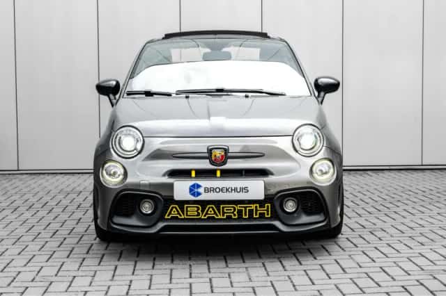 Fiat 500C (2017) thumbnail 3