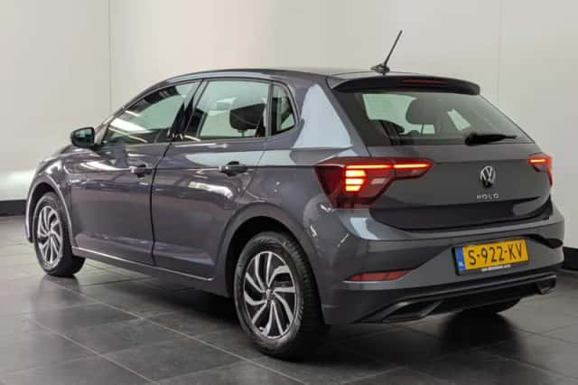 Volkswagen Polo (2023) thumbnail 3