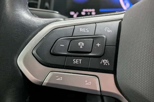 Volkswagen Polo (2023) thumbnail 6