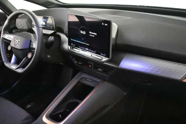 CUPRA Born (2025) thumbnail 6