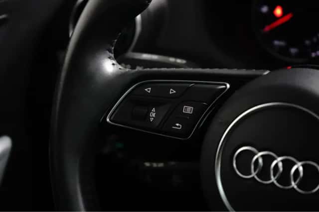Audi Q2 (2020) thumbnail 3
