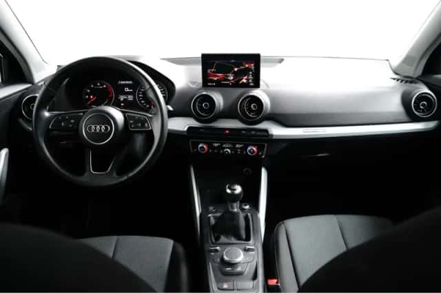 Audi Q2 (2020) thumbnail 5