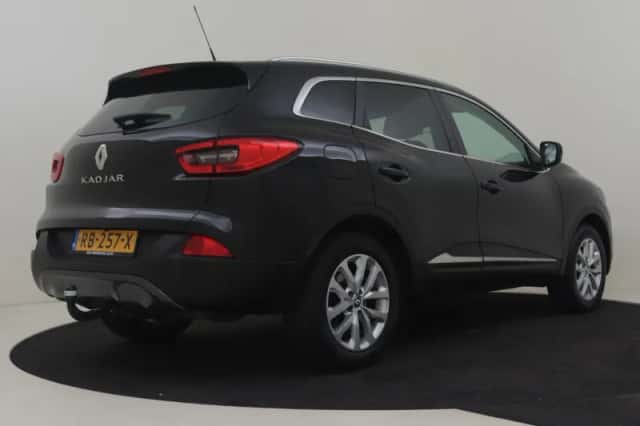 Renault Kadjar (2017) thumbnail 2