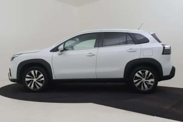 Suzuki S-Cross (2022) thumbnail 3