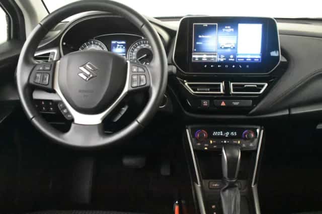 Suzuki S-Cross (2022) thumbnail 5