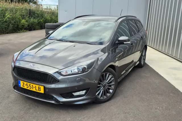 Ford Focus (2017) thumbnail 1