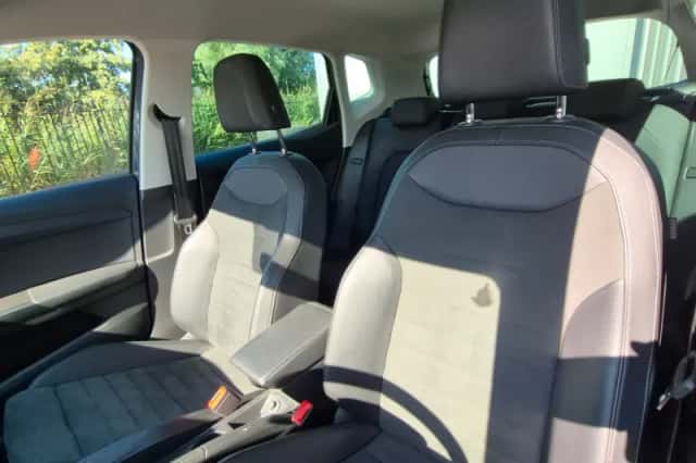 SEAT Arona (2021) thumbnail 3