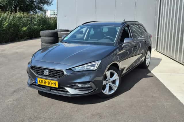 SEAT Leon Sportstourer (2023) thumbnail 1