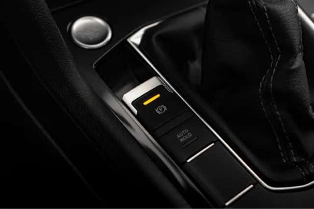Volkswagen Tiguan (2023) thumbnail 18