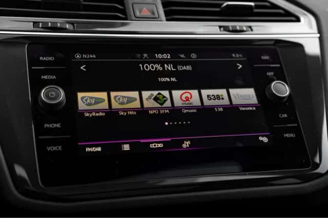 Volkswagen Tiguan (2023) thumbnail 22