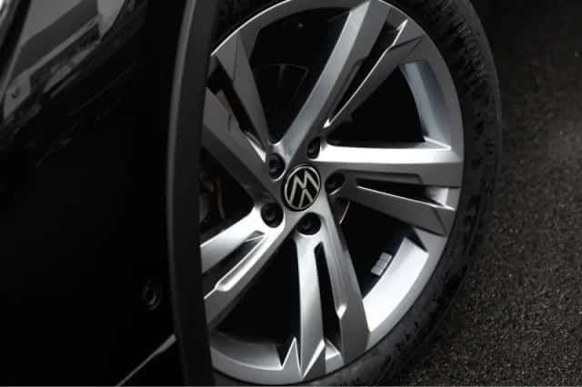 Volkswagen Tiguan (2023) thumbnail 5