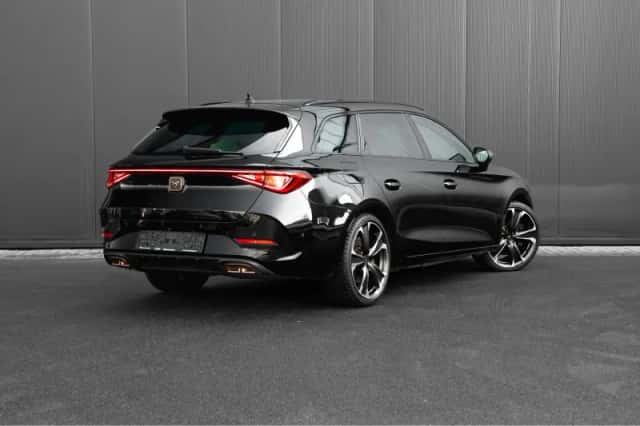 CUPRA Leon Sportstourer (2022) thumbnail 2