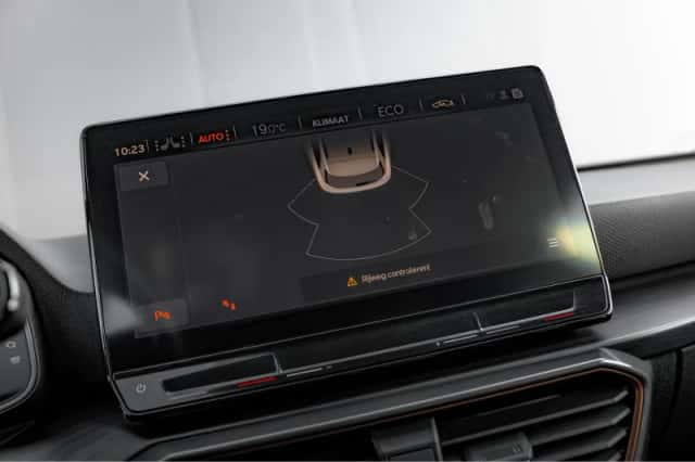CUPRA Leon Sportstourer (2022) thumbnail 3