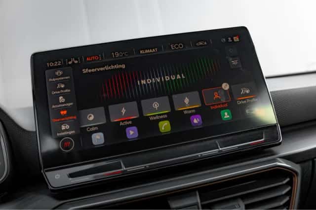 CUPRA Leon Sportstourer (2022) thumbnail 24