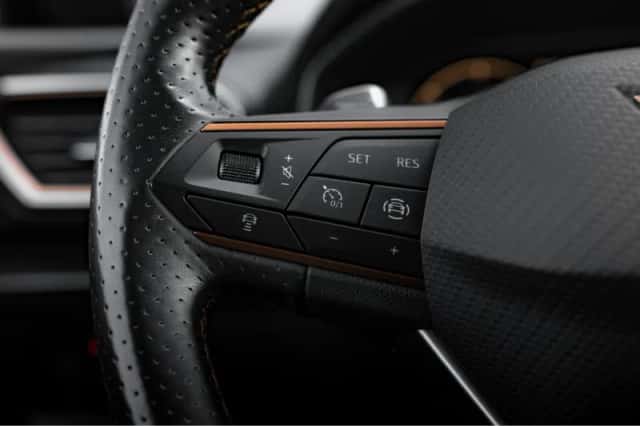 CUPRA Leon Sportstourer (2022) thumbnail 9