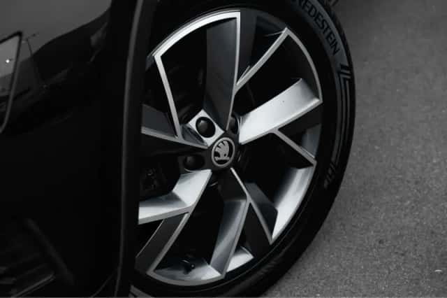 Škoda Kodiaq (2021) thumbnail 5