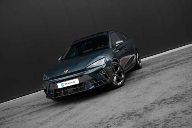 CUPRA Leon Sportstourer (2025) thumbnail 3