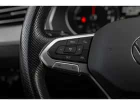 Volkswagen Passat (2021) thumbnail 15