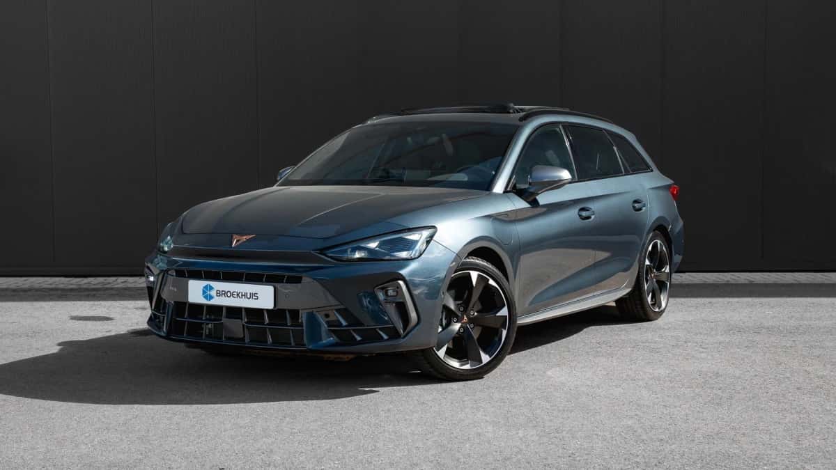 CUPRA Leon Sportstourer (2025) — foto 1