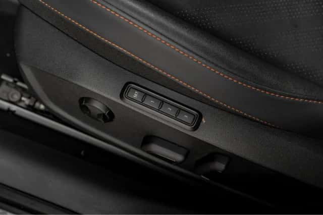 CUPRA Leon Sportstourer (2025) thumbnail 15