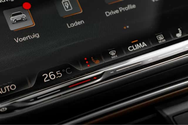 CUPRA Leon Sportstourer (2025) thumbnail 24