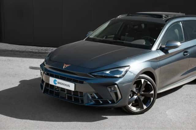 CUPRA Leon Sportstourer (2025) thumbnail 4