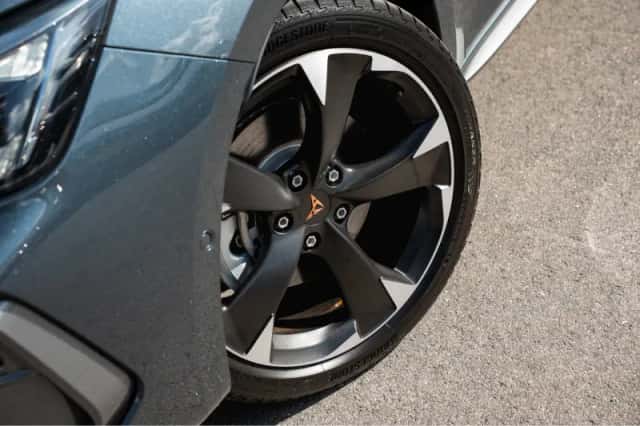 CUPRA Leon Sportstourer (2025) thumbnail 5