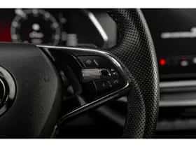 Škoda Octavia (2022) thumbnail 16