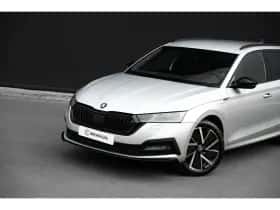 Škoda Octavia (2022) thumbnail 4