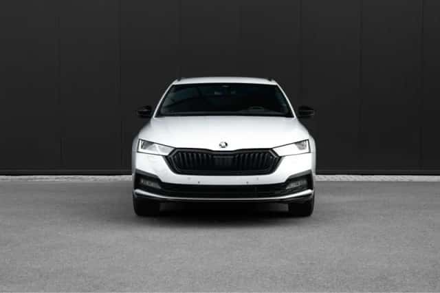 Škoda Octavia (2022) thumbnail 6