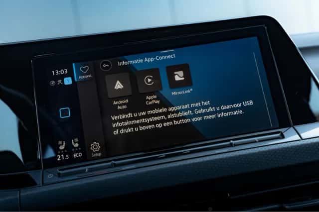Volkswagen Golf (2022) thumbnail 15