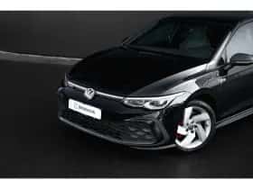 Volkswagen Golf (2022) thumbnail 3