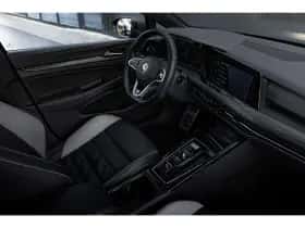 Volkswagen Golf (2022) thumbnail 6