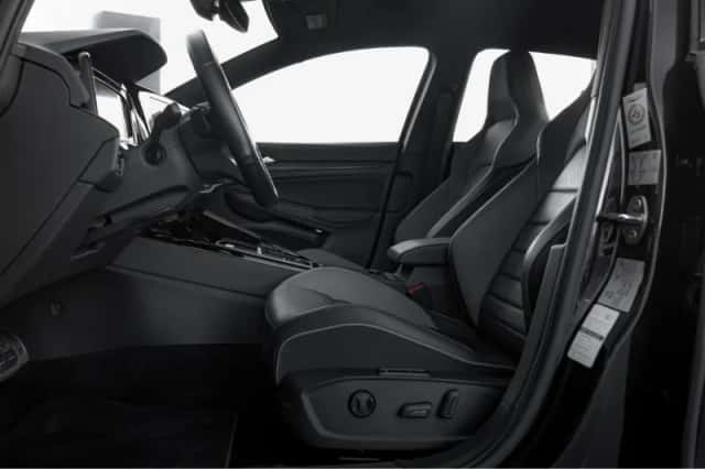 Volkswagen Golf (2022) thumbnail 7