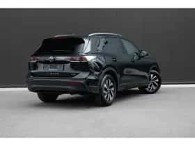 Volkswagen Tiguan (2025) thumbnail 2