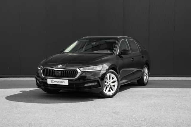 Škoda Octavia (2023) thumbnail 1