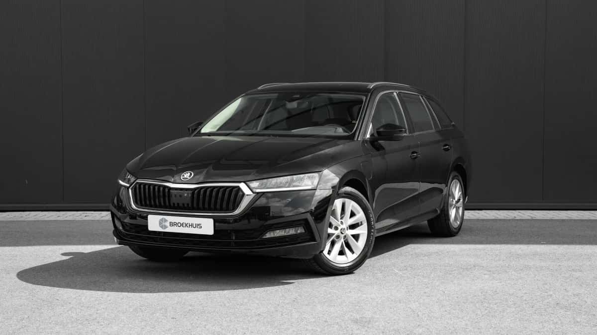 Škoda Octavia (2023) — foto 1