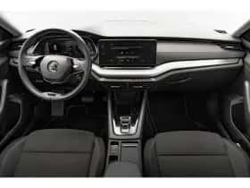Škoda Octavia (2023) thumbnail 11