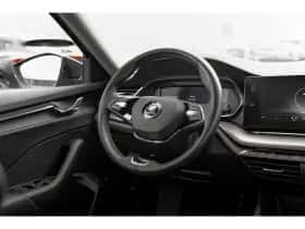 Škoda Octavia (2023) thumbnail 12