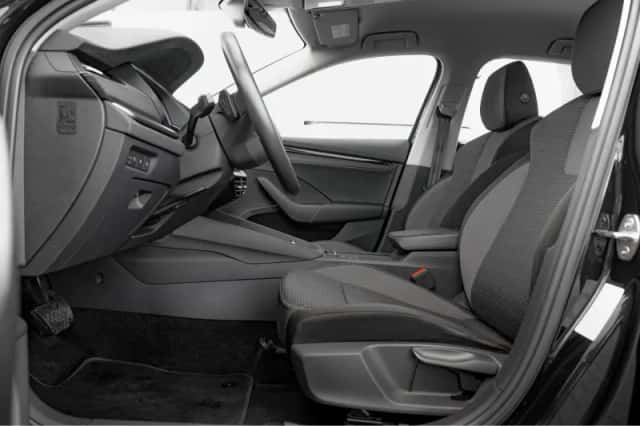 Škoda Octavia (2023) thumbnail 13