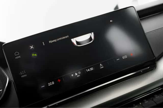 Škoda Octavia (2023) thumbnail 23
