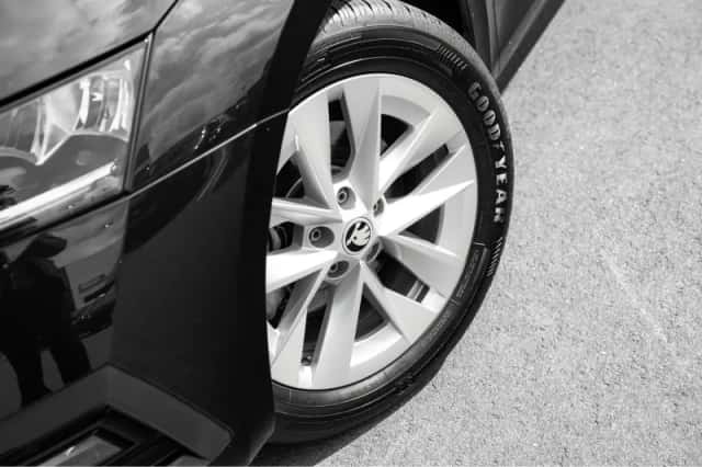 Škoda Octavia (2023) thumbnail 5