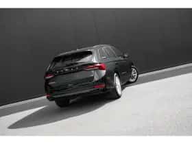 Škoda Octavia (2023) thumbnail 7