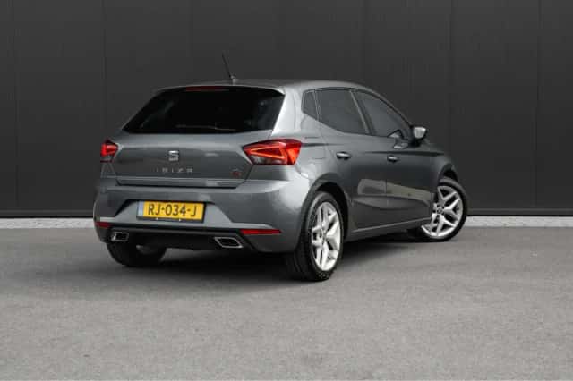 SEAT Ibiza (2018) thumbnail 2