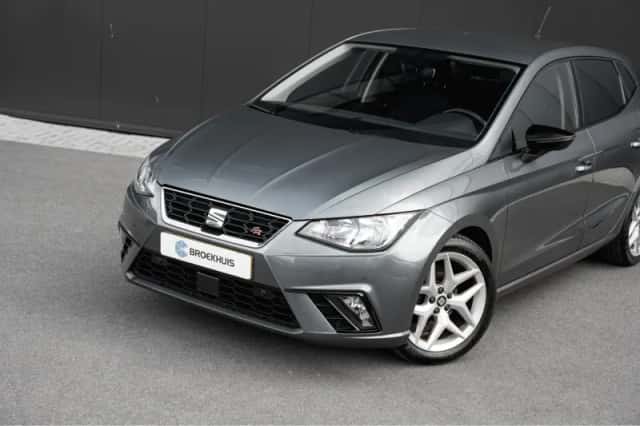 SEAT Ibiza (2018) thumbnail 3