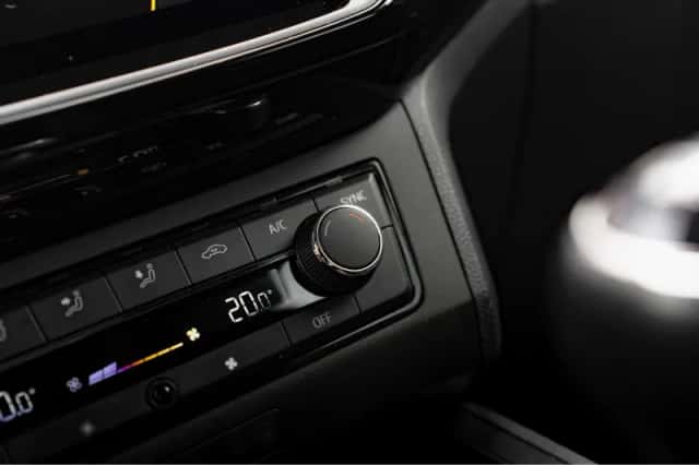 SEAT Ibiza (2018) thumbnail 25