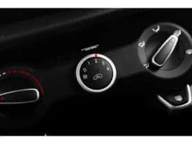 Kia Picanto (2024) thumbnail 16