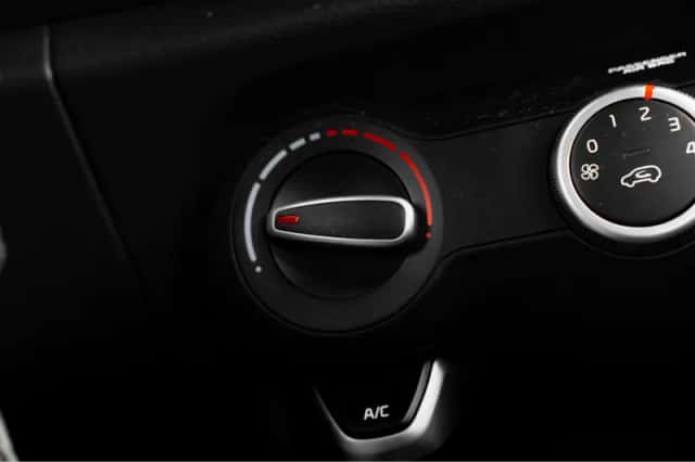 Kia Picanto (2024) thumbnail 17